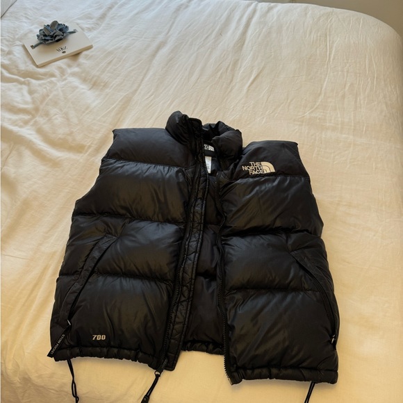 North Face Puffy Vest women’s medium - black 700 down - Picture 8 of 8